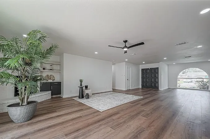 2306 Parana Dr — Photo 10