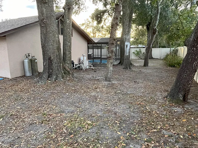 245 W Highland St — Photo 14
