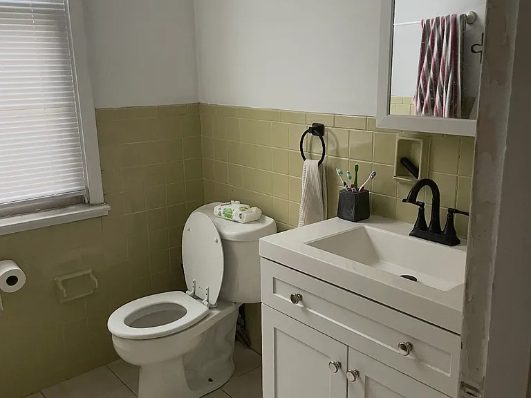 1654 Denniston St — Photo 21