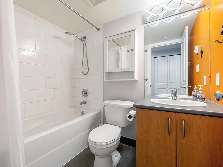 1295 Richards St #311 — Photo 8