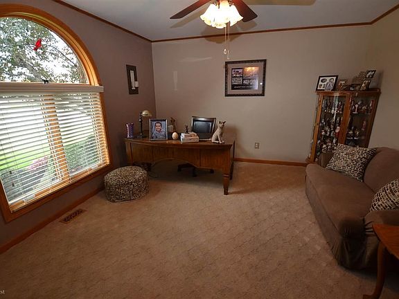 4th image of 28698 Squire Dr