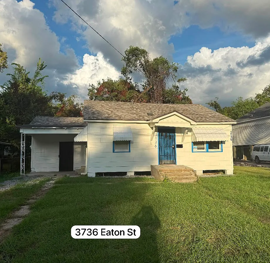 2 bed, 900 sqft, $950 — Photo 1