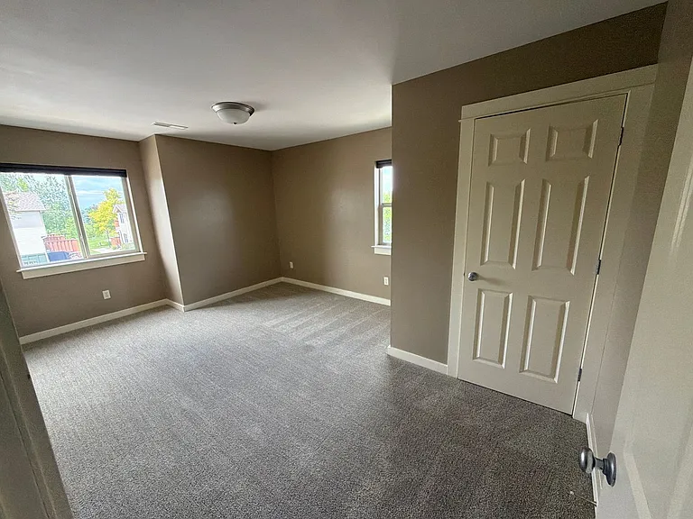 712 Forestglen Dr #A — Photo 9