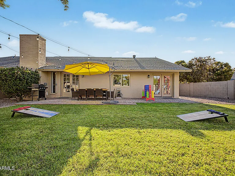 2445 S Catarina — Photo 39
