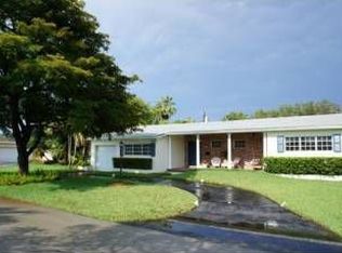 5945 SW 64th Pl, South Miami, FL 33143