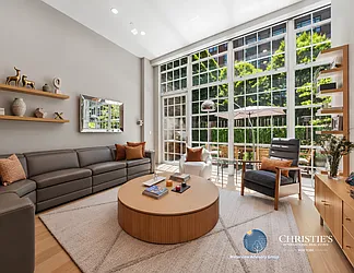 200 Water Street, #MAISONETTE-B