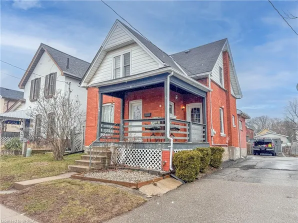 86 Arthur St, Brantford, ON N3S 3J2