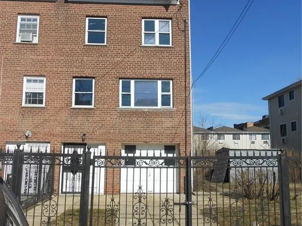 929 E 224th St, Bronx, NY 10466