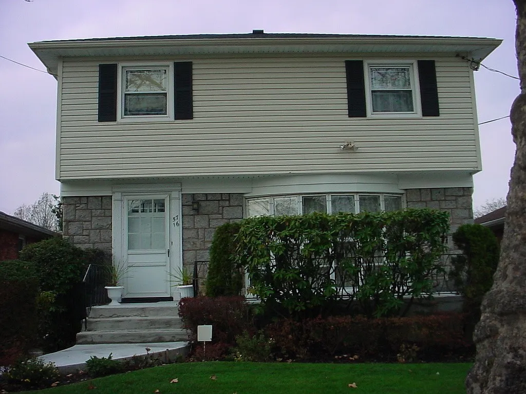 5716 263rd St photo 1
