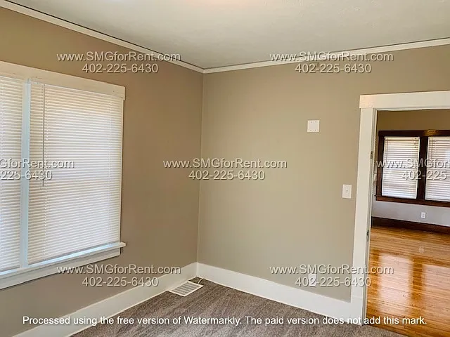 4525 Seward St — Photo 12