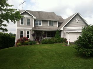 214 Whippoorwill St, Indiana, PA 15701