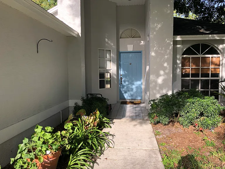 1906 Kettler Dr — Photo 2