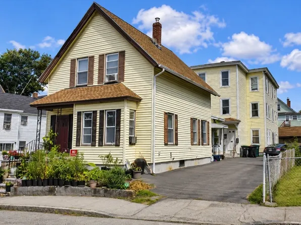 60 Andrews St, Lowell, MA 01852