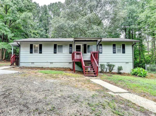 103 Dogwood Ln, Auburn, GA