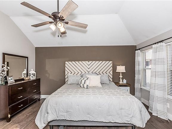 5th image of 1905 Marble Falls Ln