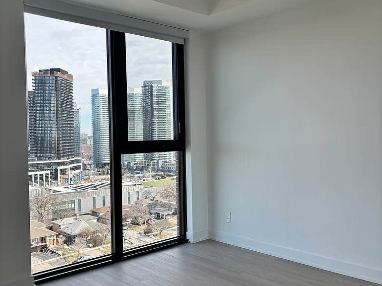 699 Sheppard Ave E #601 — Photo 9