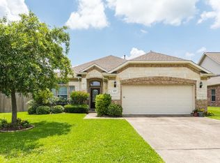 1469 Barras St, Alvin, TX 77511