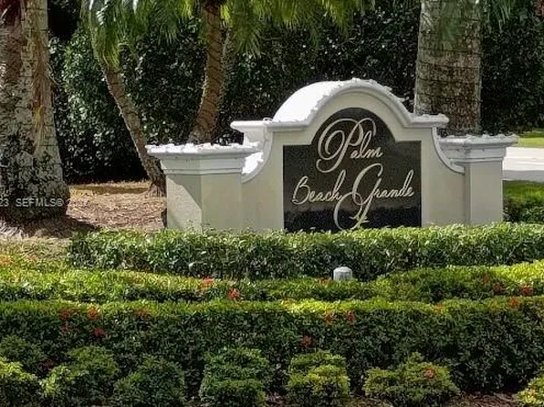 1545 Lake Crystal Dr, West Palm Beach, FL 33411
