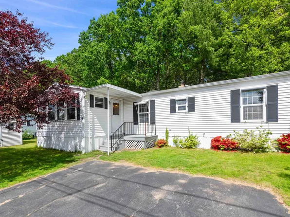 9 Blueberry Lane, Seabrook, NH 03874