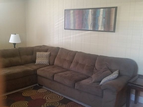 3rd image of 3303 Grandeur Dr