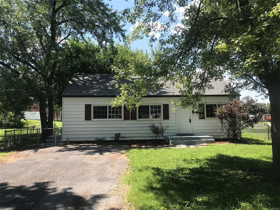 1st image of 3753 Saint Gregory Ct