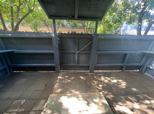 13939 Oxnard St, Van Nuys, CA 91401