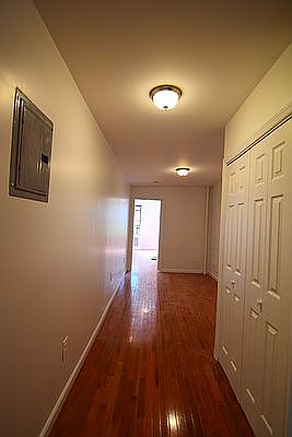 4th image of 415 E 9th St APT 7