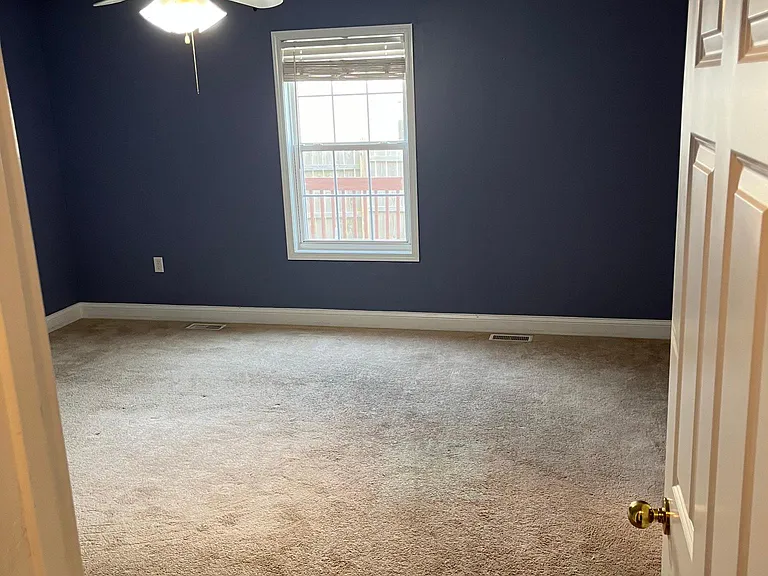 108 Jennifer Ct — Photo 10