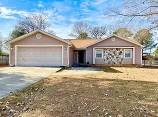 370 Sierra Ter, Spring Lake, NC 28390