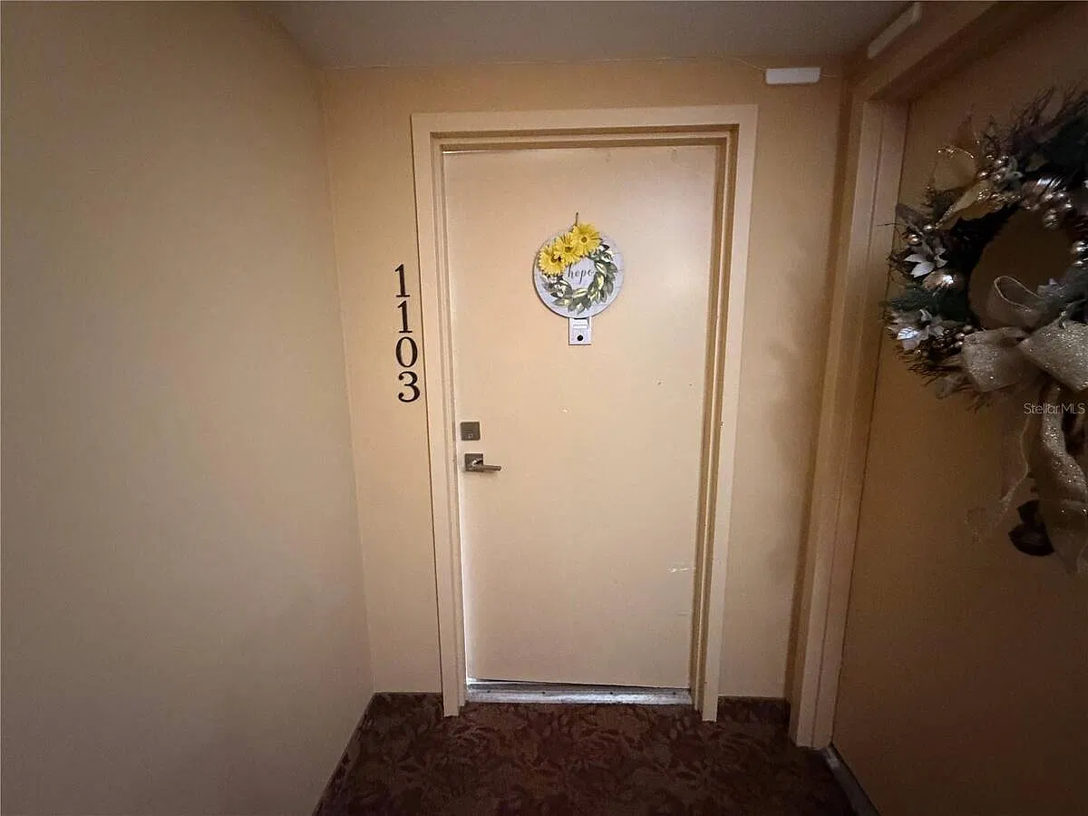 2 bed, 2.0 bath, 1103 sqft, $3,000 — Photo 4