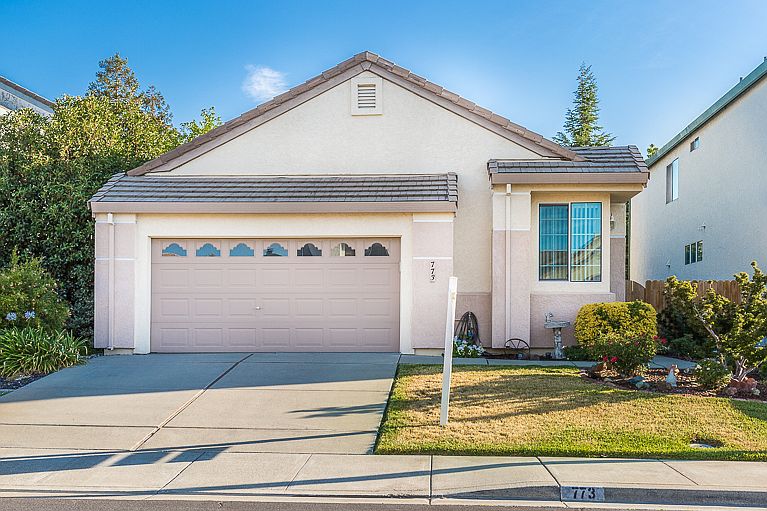 1st image of 773 Clifton Way