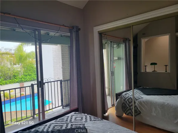 21171 Lochlea Ln, Huntington Beach, CA 92646