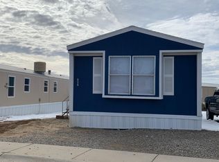 207 Robinson Ave, Aztec, NM 87410