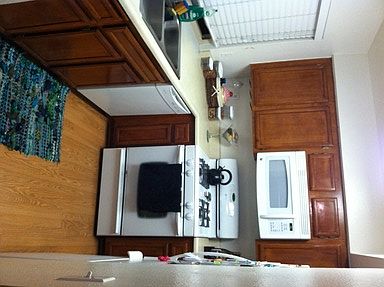 2nd image of 1380 E Washington Ave Unit 17