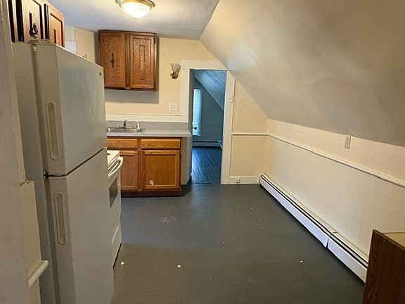 2nd image of 218 Water St #2