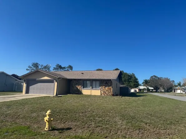 2197 Algeria St NE, Palm Bay, FL 32905