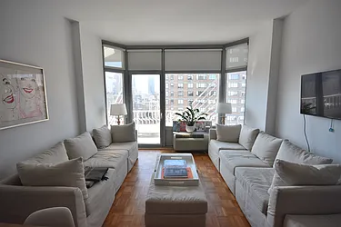 Rented by Luxury Habitat