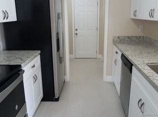 7200 Charleston St, Hollywood, FL 33024