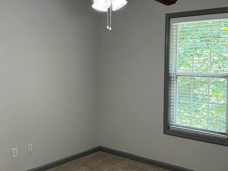 6017 Riverside Run Ct — Photo 15
