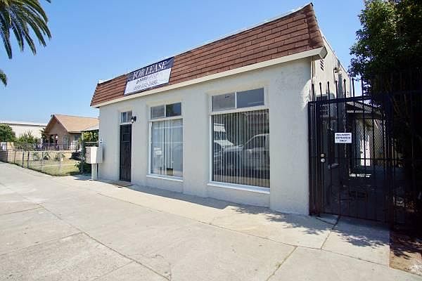 1st image of 2625 Imperial Ave