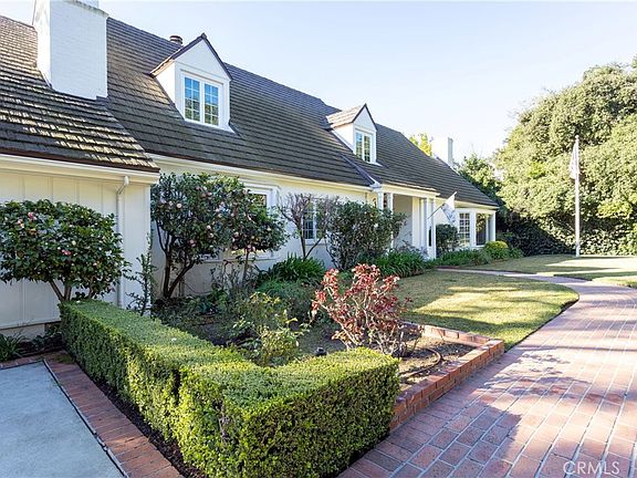 2nd image of 960 Hampton Rd