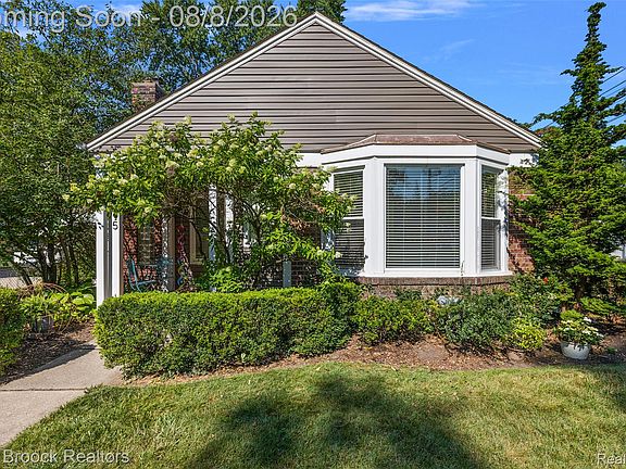 2nd image of 3695 Wakefield Rd