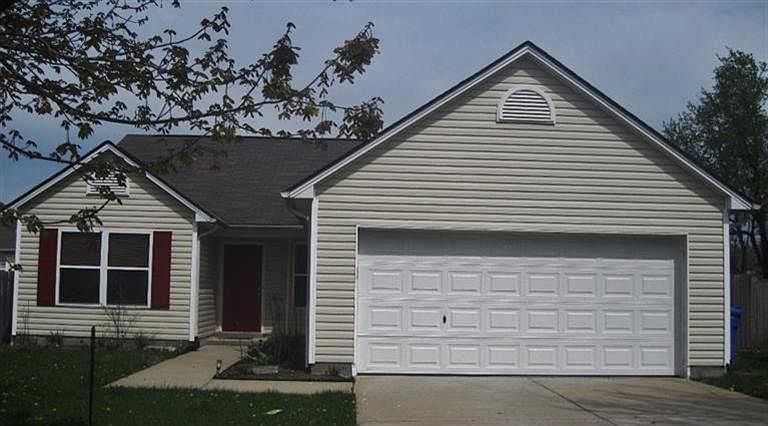 1st image of 808 Seminole Creek Ct