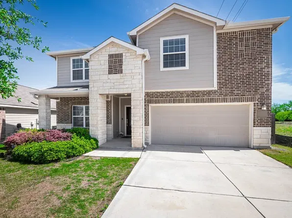2902 Daisy Mdw, New Braunfels, TX 78130
