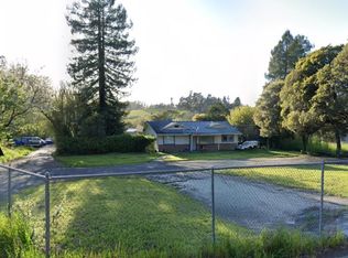 6880 Petersen Rd, Petaluma, CA 94952