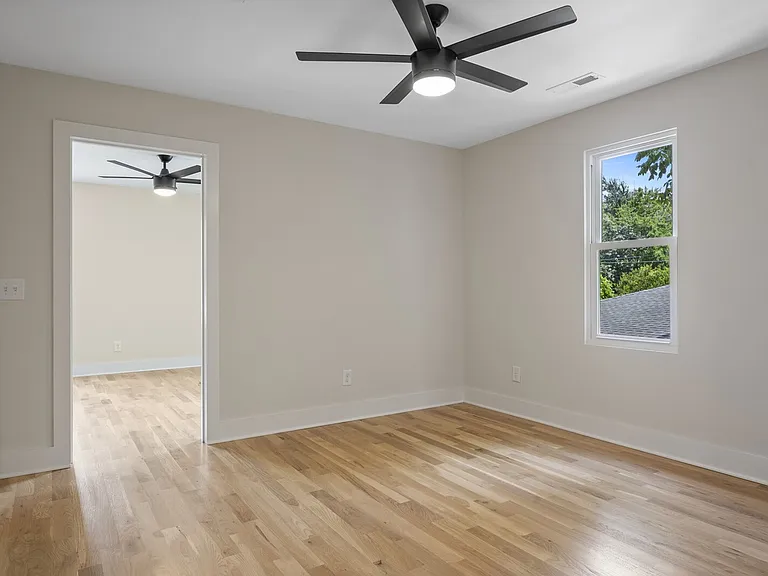 1004 Virginia Ave — Photo 13