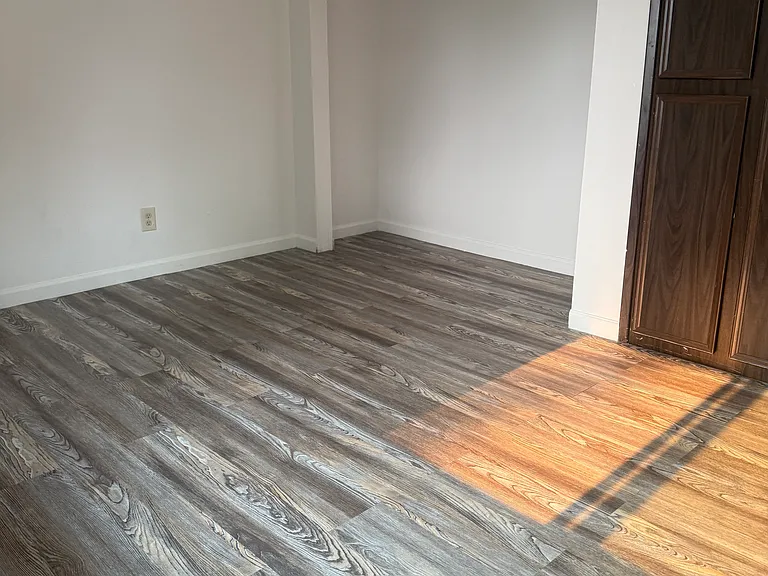 13460 SW Allen Blvd #5 — Photo 10