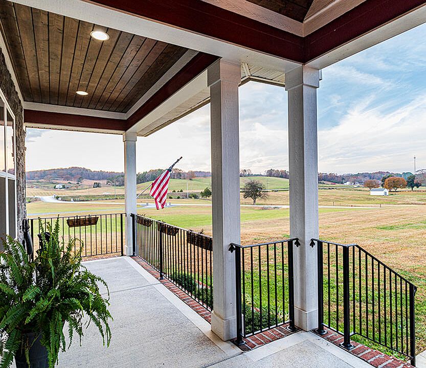 13th image of this home