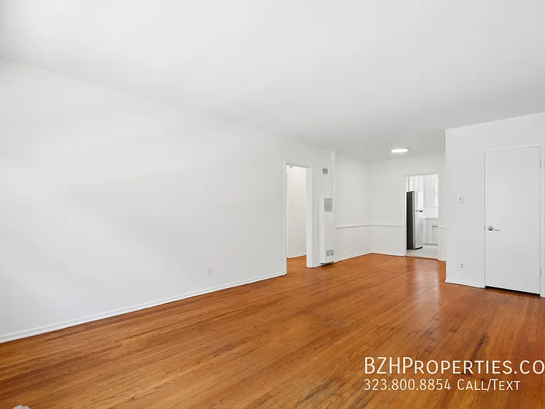 1138 S Sherbourne Dr #3A — Photo 1