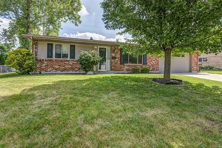 1005 Merrywood Dr photo 1